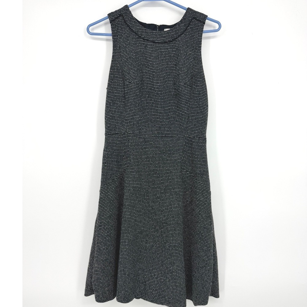 White House Black Market Black White Textured Fit‎ and Flare Dress Size 2